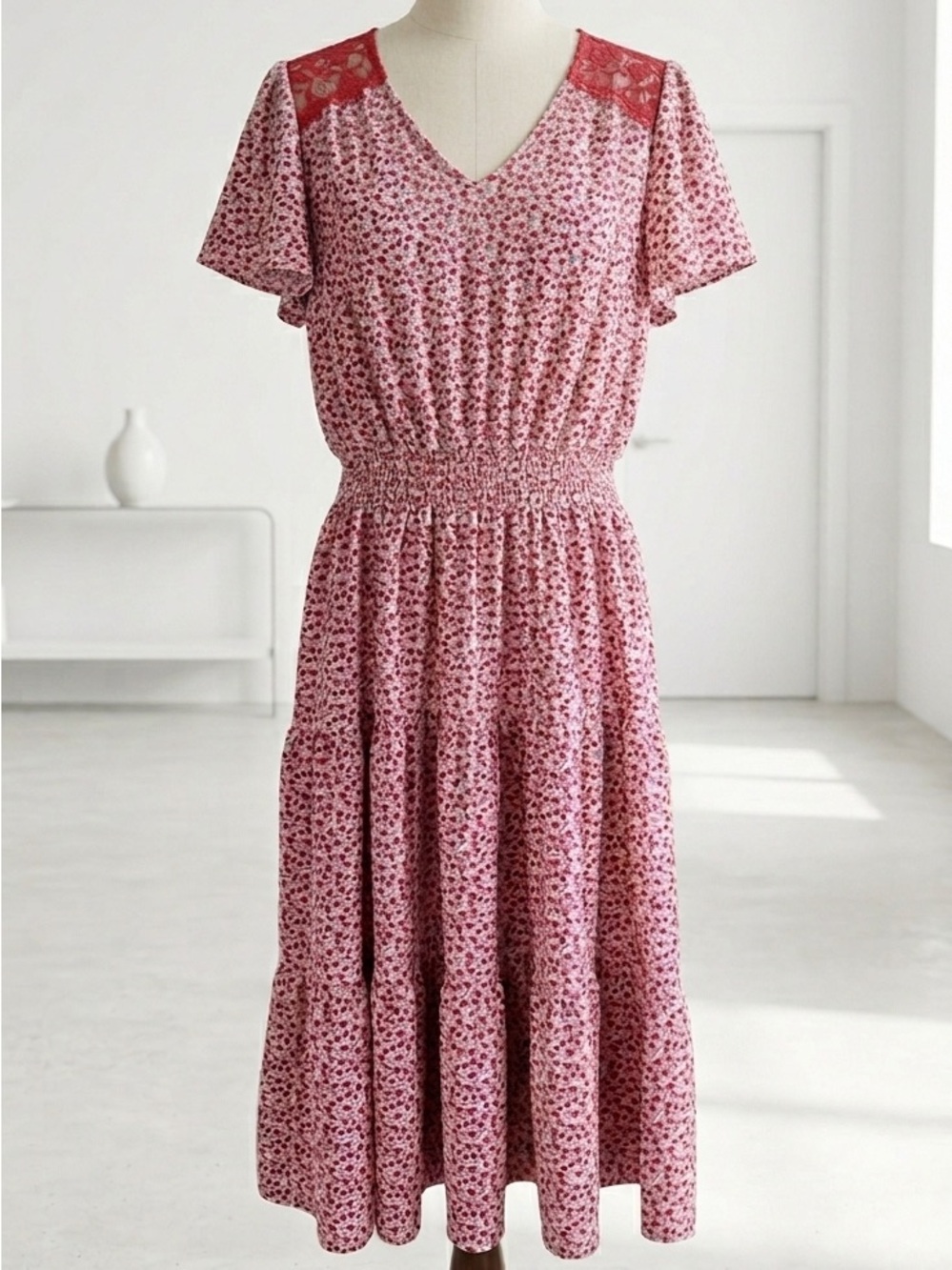 Monteau| Whimsical Red/White Ladybug Tiered Skirt Flutter Sleeve Midi Dress Sz M
